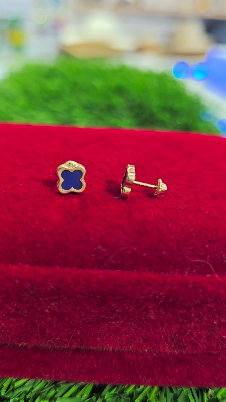 Flower-Shaped Earring