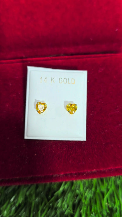 Heart-shaped 5mm earrings