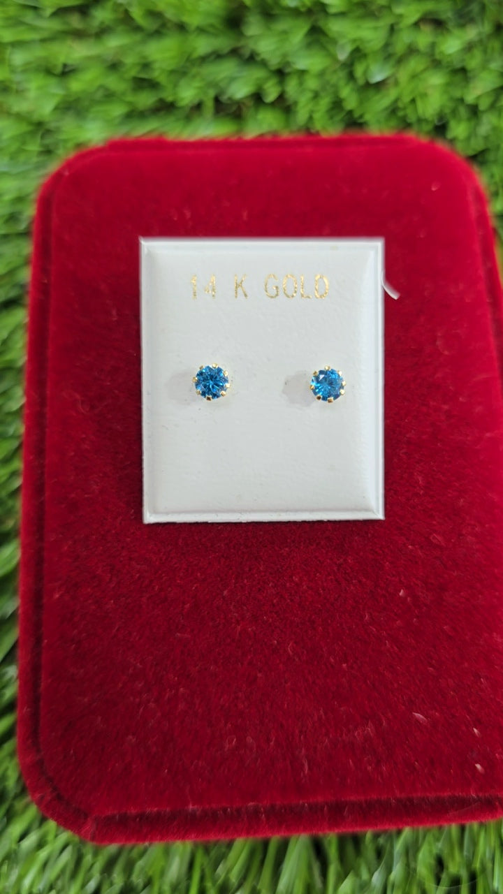 Zirconia Earrings 4mm